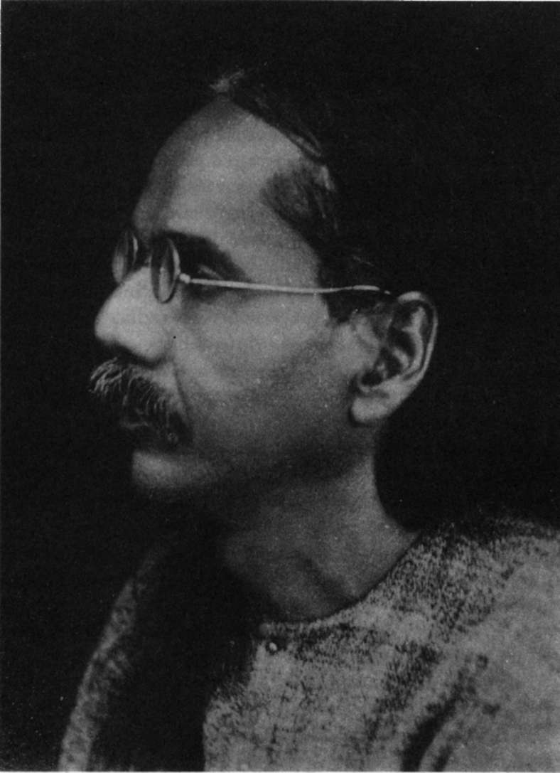 Prologue  29 - 0002-1.jpg